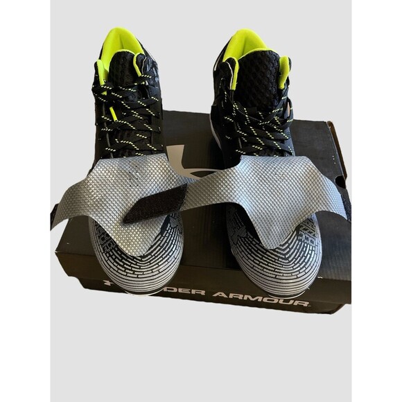 UA Under Armour Men's Hammer MC Football Cleats Black 3025085-001 Size 11.5M NIB - Picture 5 of 9